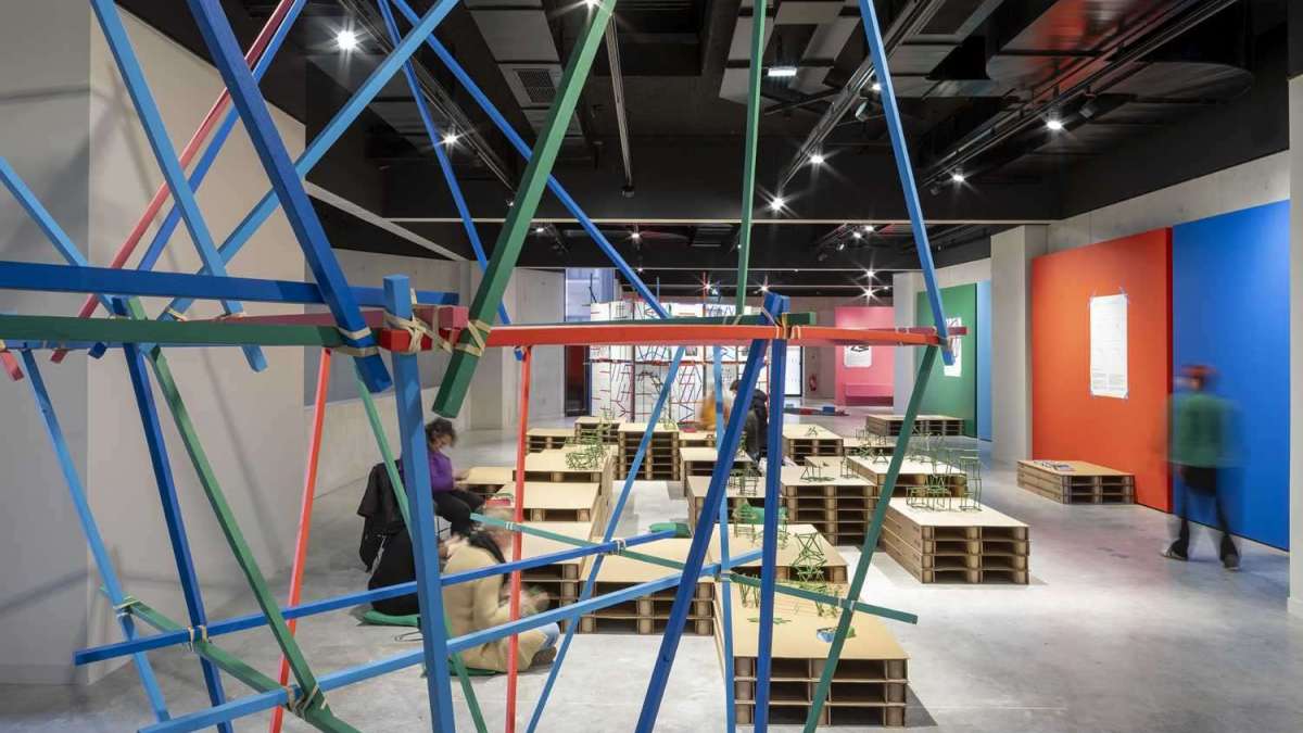 Bâtons et élastiques