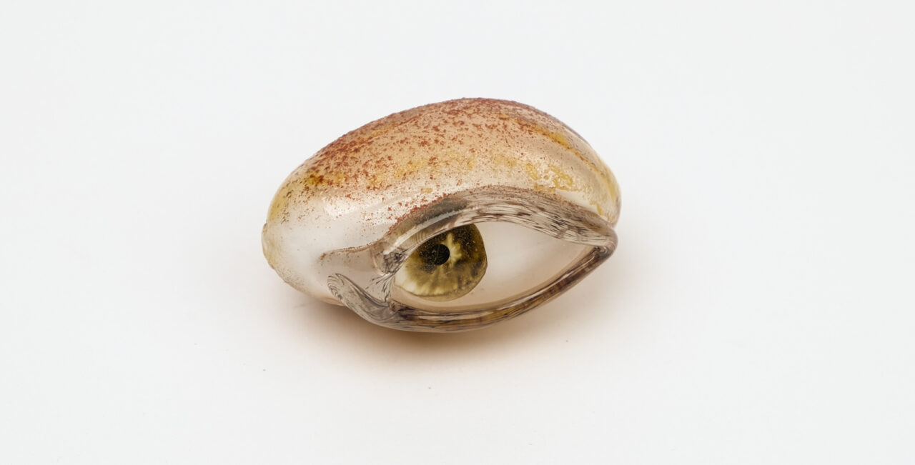 Le verre, au-delà de la matière